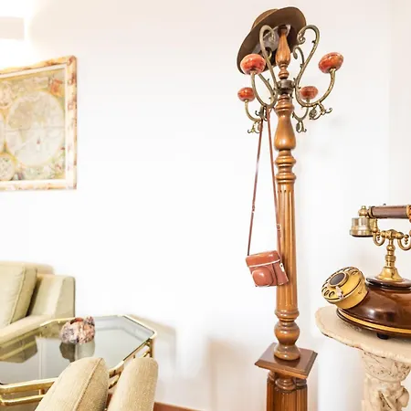 Appartamento Retrò Vintage, Flat 600 Meters From The Center *