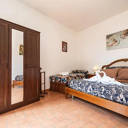 Apartment Retro Vintage, Flat 600 Meters From The Center Ravenna